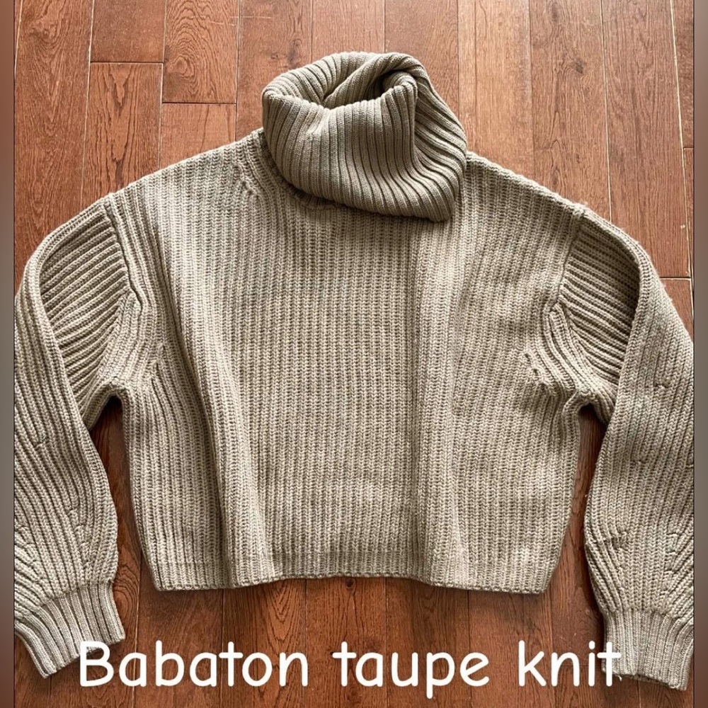 Babaton thick heavy knit sweater cowlneck turtleneck taupe brown Small